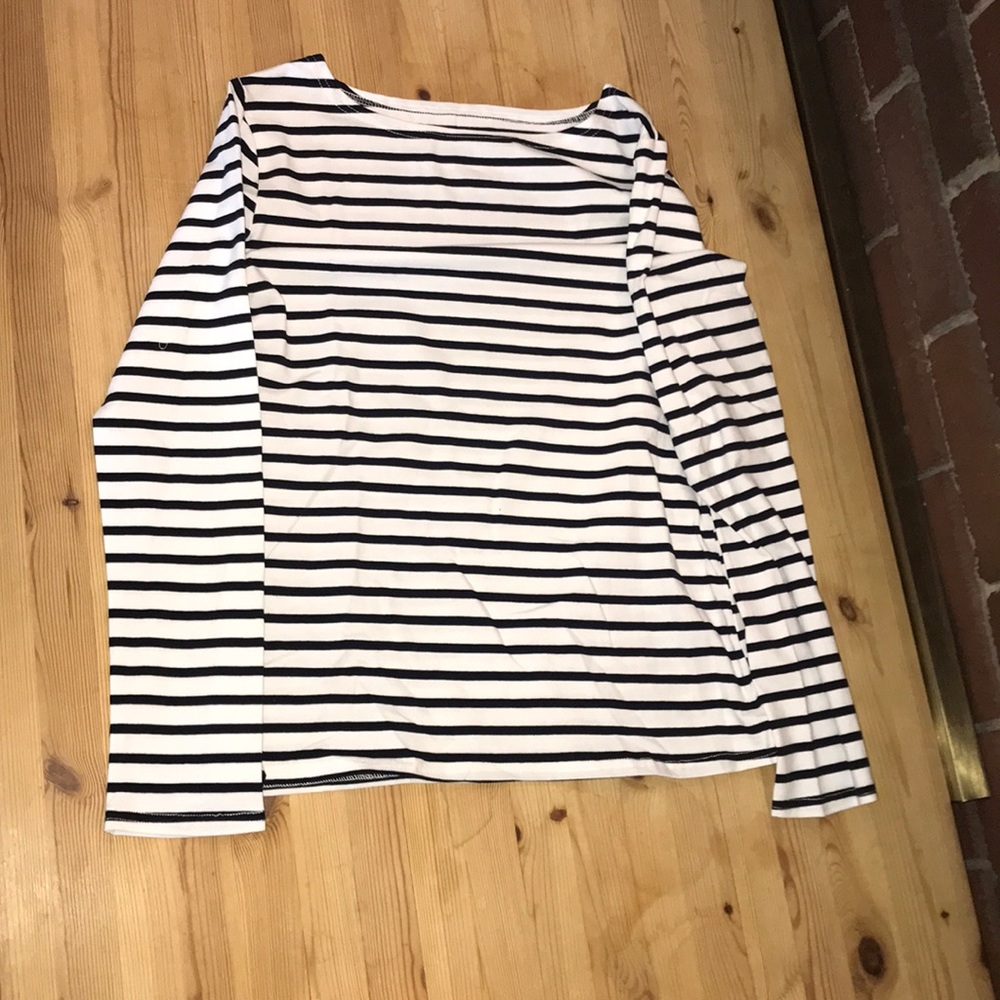 M Women’s Striped Long Sleeve Shirt